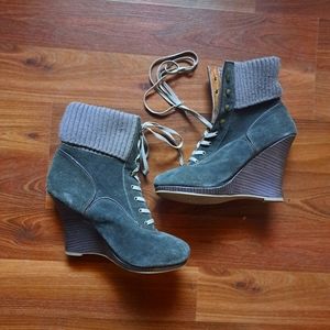 Olive Fabric Knit Lace Up Wedge Heels Booties size 11